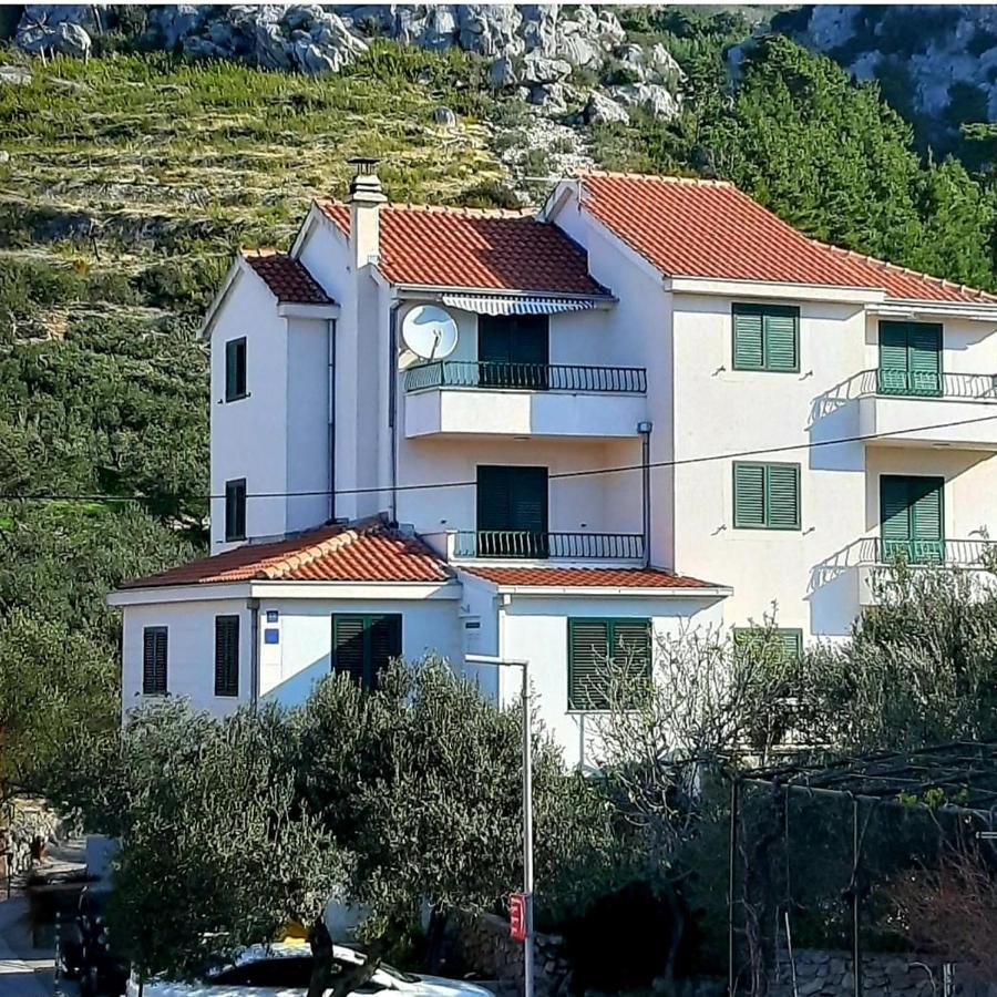 Vila Maslina Apartments Mit Pool Und Garten Nahe Am Strand 图彻皮 外观 照片